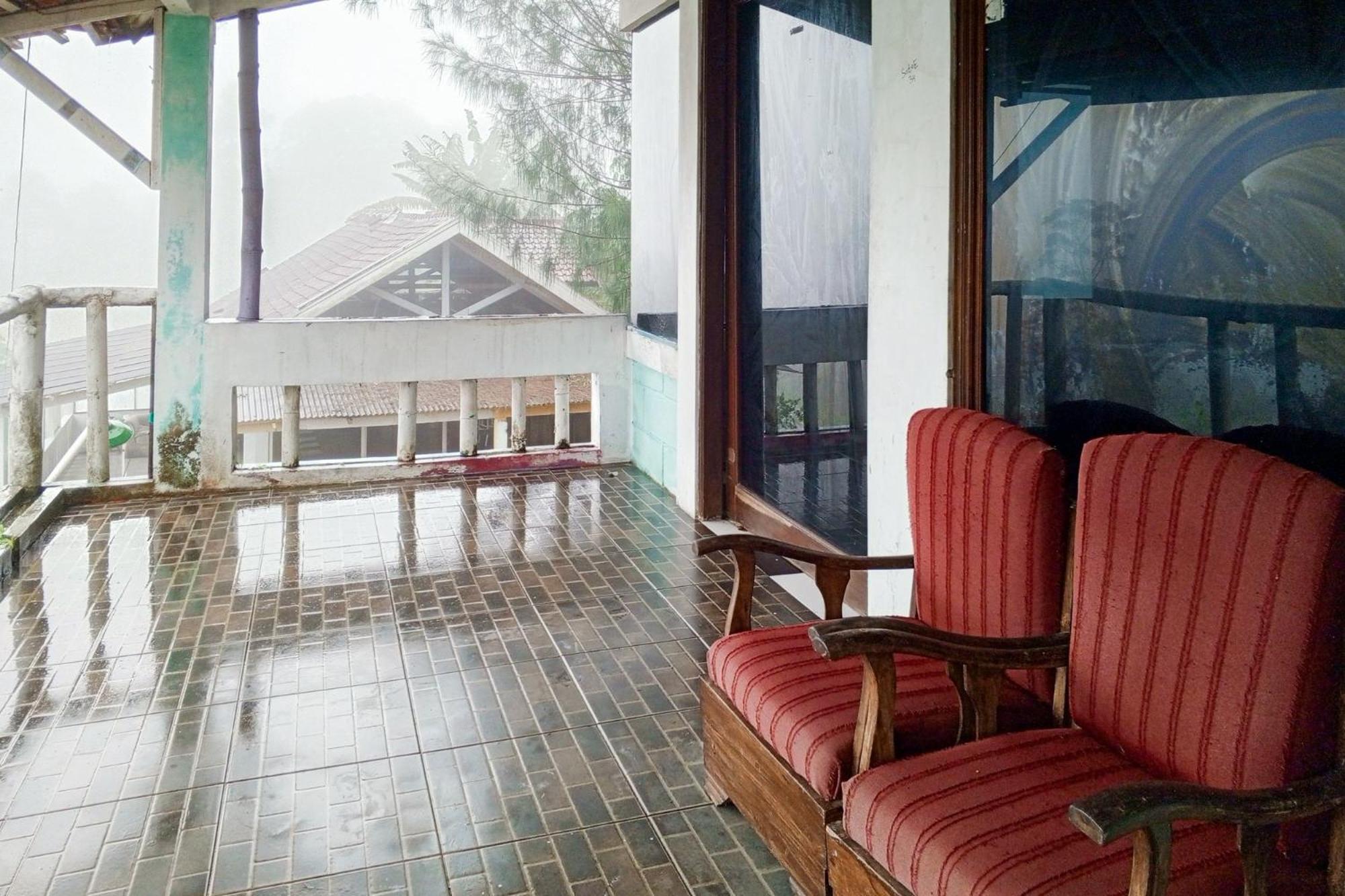Villa Kampus Near Taman Safari Cisarua Puncak Redpartner Μπογκόρ Εξωτερικό φωτογραφία